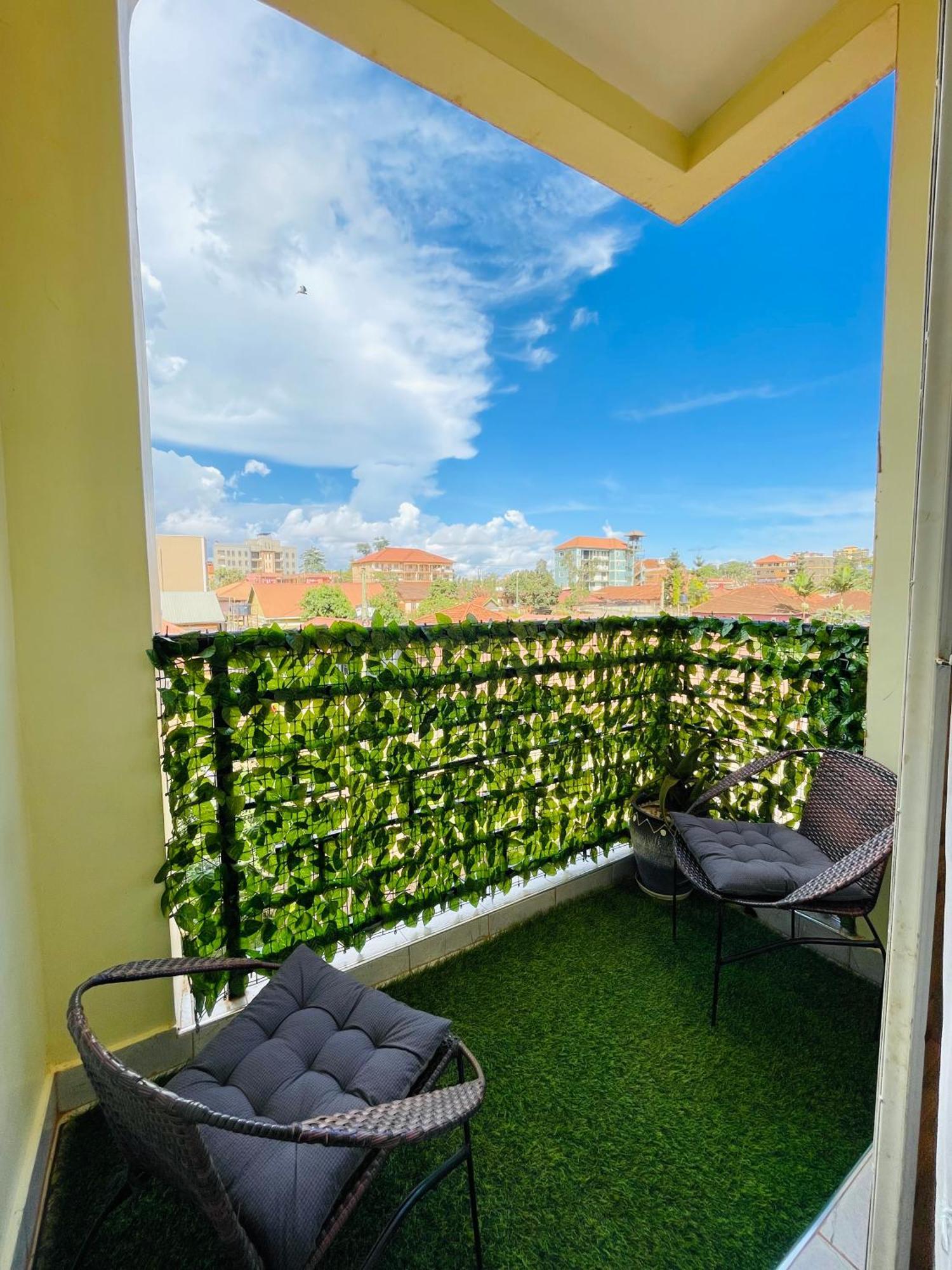 A-grade Living-wifi & Parking Kampala